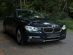 Blau Gebraucht 2015 BMW 318 Limousine | 9.700 € (Guter Preis)