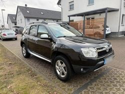 Schwarz Gebraucht 2011 Dacia Duster Kombi | 3.950 € (Guter Preis)