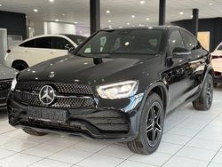 Schwarz Gebraucht 2021 Mercedes GLC300e AMG Coupé | 45.990 € (Fairer Preis)