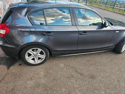 Grau Gebraucht 2006 BMW 116 Kleinwagen | 2.000 €
