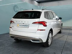 Weiß Neu 2024 Skoda Kamiq Tour SUV | 36.749 €