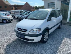 Weiß Gebraucht 2005 Opel Zafira Njoy Van / Kleinbus | 2.799 € (Etwas zu teuer)