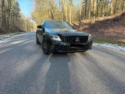 Schwarz Gebraucht 2019 Mercedes C180 Limousine | 25.499 € (Fairer Preis)
