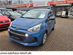 Blau Gebraucht 2017 Hyundai i10 Classic Kleinwagen | 8.490 € (Etwas zu teuer)