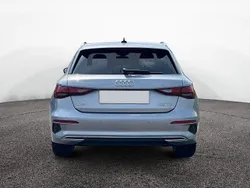 Silber Gebraucht 2023 Audi A3 Sportback Advanced Plus Limousine | 32.049 € (Guter Preis)