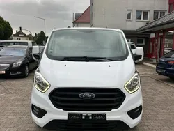 Weiß Gebraucht 2020 Ford Transit Custom Van / Kleinbus | 14.950 €