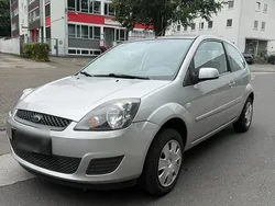 Silber Gebraucht 2008 Ford Fiesta Kleinwagen | 1.600 € (Guter Preis)