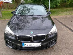 Schwarz Gebraucht 2015 BMW 218 Kombi | 9.300 € (Guter Preis)