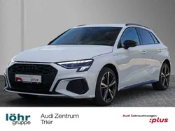 Gletscherweiß metallic Gebraucht 2023 Audi A3 Sportback e-tron S-Line Limousine | 33.980 € (Teuer)