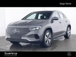 Grau Gebraucht 2024 Mercedes EQA300 Progressive SUV | 35.930 € (Guter Preis)
