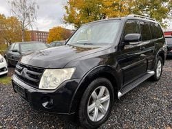 Schwarz Gebraucht 2011 Mitsubishi Pajero Instyle SUV | 10.800 € (Superpreis)