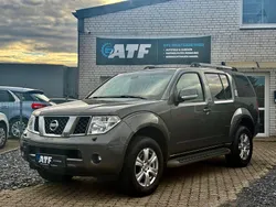 Grau Gebraucht 2009 Nissan Pathfinder SUV | 6.500 €