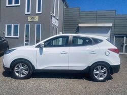 Weiß Gebraucht 2015 Hyundai ix35 SUV | 7.900 € (Superpreis)