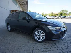 Schwarz metallic Gebraucht 2024 VW Golf VIII Kombi | 21.950 € (Guter Preis)