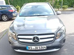Grau Gebraucht 2016 Mercedes GLA200 Style SUV | 14.900 € (Guter Preis)