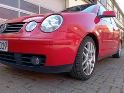 Rot Gebraucht 2005 VW Polo Kleinwagen | 2.750 €