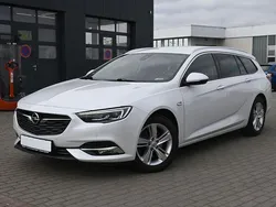 Weiß Gebraucht 2019 Opel Insignia Innovation Kombi | 19.900 € (Fairer Preis)