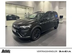 Perlmuttschwarz metallic Neu 2024 Dacia Jogger Expression Kombi | 21.999 € (Fairer Preis)