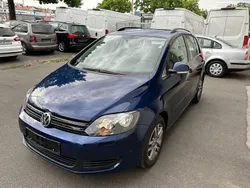 Blau Gebraucht 2010 VW Golf Plus Comfortline Van / Kleinbus | 4.400 € (Superpreis)