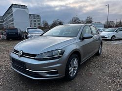 Silber Gebraucht 2017 VW Golf Limousine | 12.950 € (Guter Preis)
