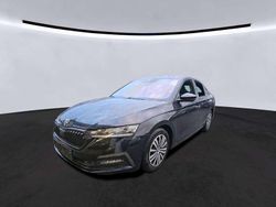 Crystalschwarz metallic Gebraucht 2020 Skoda Octavia First Edition Limousine | 21.900 € (Teuer)