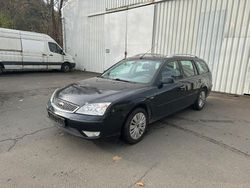 Schwarz Gebraucht 2007 Ford Mondeo Ghia Kombi | 450 €