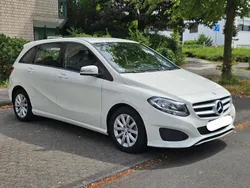 Weiß Gebraucht 2017 Mercedes B180 Van / Kleinbus | 6.800 € (Superpreis)