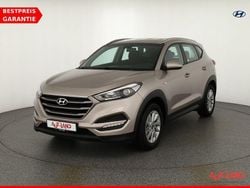 Grau Gebraucht 2018 Hyundai Tucson Style SUV | 19.990 € (Fairer Preis)
