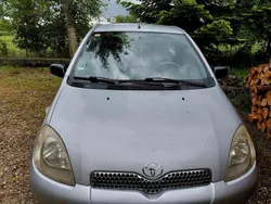 Silber Gebraucht 1999 Toyota Yaris Kleinwagen | 1.150 € (Guter Preis)