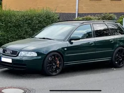Grün Gebraucht 2000 Audi S4 Sport Kombi | 23.500 €