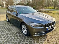 Grau Gebraucht 2016 BMW 520 Kombi | 14.500 € (Fairer Preis)