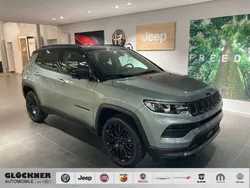 Grün / azure green Gebraucht 2023 Jeep Compass SUV | 34.990 € (Etwas zu teuer)