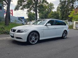 Weiß Gebraucht 2008 BMW 325 Performance Kombi | 7.899 € (Fairer Preis)