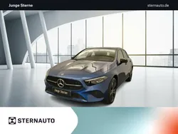 Lack spektralblau Gebraucht 2024 Mercedes A250 Progressive Limousine | 31.892 € (Fairer Preis)