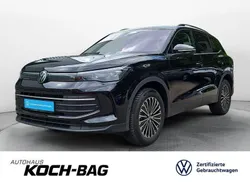 Schwarz Gebraucht 2024 VW Tiguan Life SUV | 43.490 € (Etwas zu teuer)