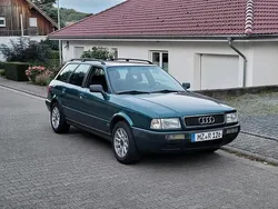 Grün Gebraucht 1994 Audi 80 Kombi | 12.000 €
