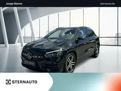 Lack kosmosschwarz Gebraucht 2024 Mercedes GLA180 AMG line SUV | 39.627 € (Etwas zu teuer)
