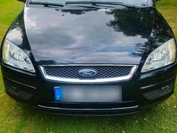 Schwarz Gebraucht 2005 Ford Focus Ghia Kombi | 2.500 € (Fairer Preis)