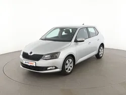 Silber Gebraucht 2018 Skoda Fabia Ambition Limousine | 12.210 € (Fairer Preis)