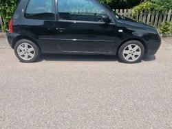 Schwarz Gebraucht 2002 VW Lupo Basis Kleinwagen | 2.200 € (Fairer Preis)