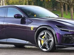 Violett Gebraucht 2025 Ferrari Purosangue SUV | 599.000 €