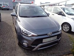 Star dust / met Gebraucht 2020 Hyundai i20 Active Kleinwagen | 13.799 €