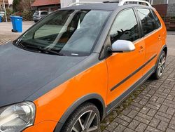 Orange Gebraucht 2007 VW Polo Cross Kleinwagen | 3.000 € (Etwas zu teuer)