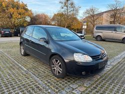 Blau Gebraucht 2007 VW Golf V Limousine | 800 € (Superpreis)