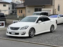 Weiß Gebraucht 2009 Toyota Crown Limousine | 14.990 €