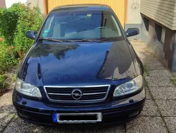 Blau Gebraucht 2000 Opel Omega Limousine | 1.700 € (Guter Preis)