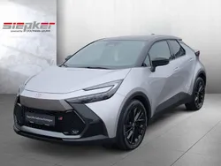 Shimmering silver metallic/sch Gebraucht 2023 Toyota C-HR Sport SUV | 35.888 € (Fairer Preis)