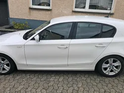 Weiß Gebraucht 2010 BMW 116 Kleinwagen | 2.100 € (Guter Preis)