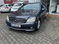 Grau Gebraucht 2009 Mercedes 220 Limousine | 6.000 €