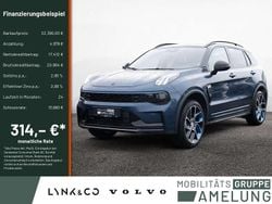 Blue, shiny black roof Gebraucht 2023 Lynk & Co 01 SUV | 22.390 € (Superpreis)